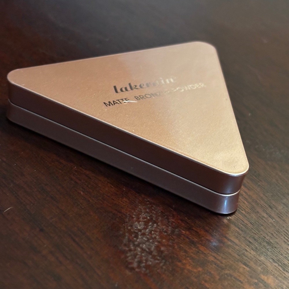 Lakerain Matte Bronzer Powder #5 Light Compact Mirror - Picture 3 of 6